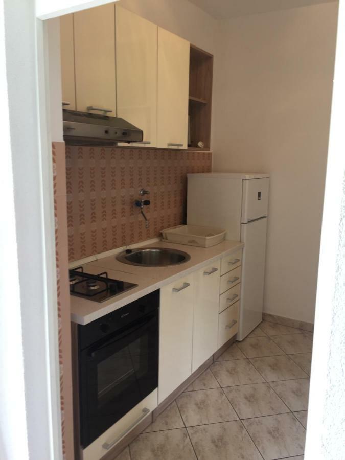 Apartmani Sandro Иван-Долац Экстерьер фото
